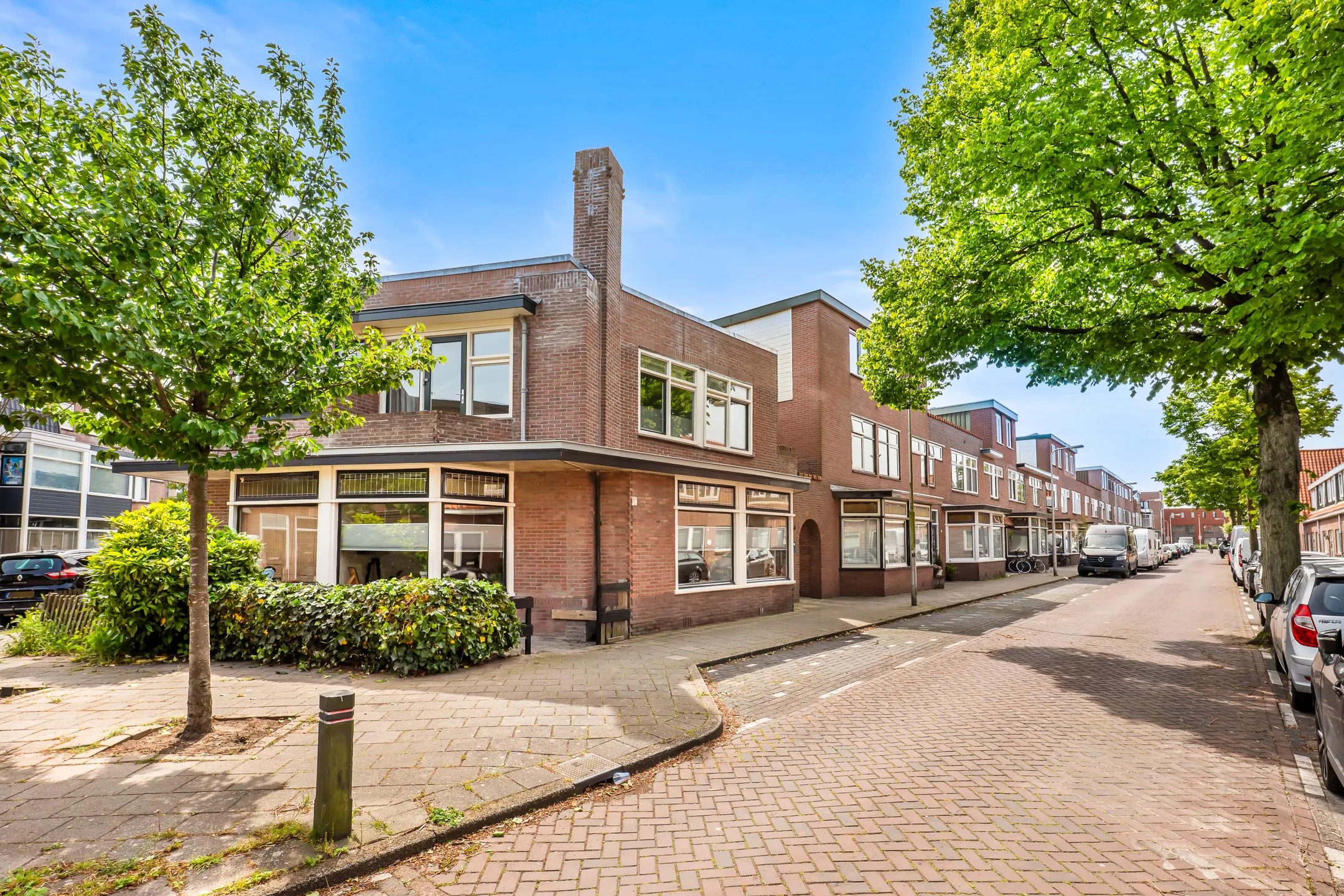 2-onder-1-kapwoning Tussenbeeksweg 46 in IJmuiden