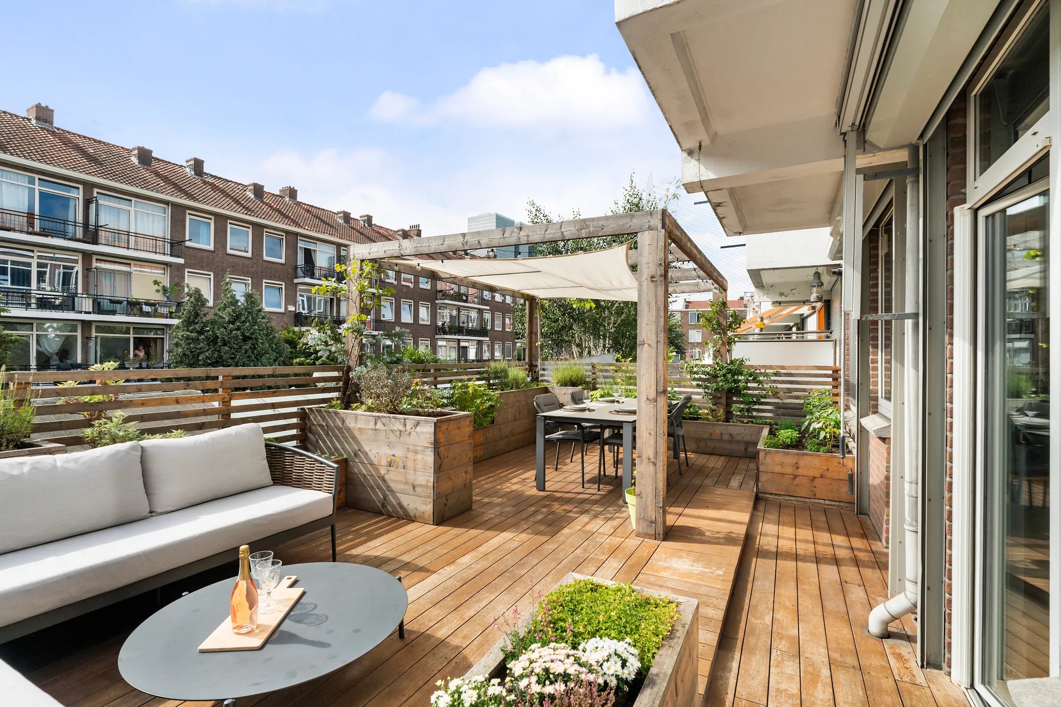 Portiekwoning Maaskade 150 B in Rotterdam