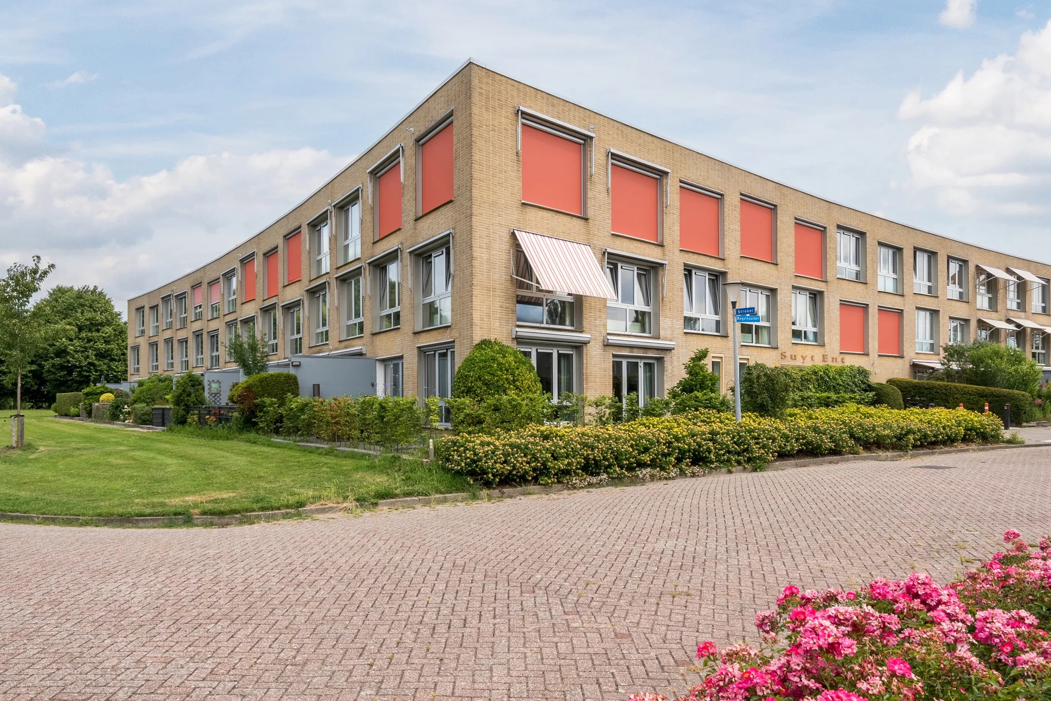Galerijflat Regelhaalder 94 in Warmenhuizen