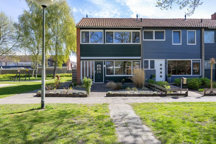 Hoekwoning Postweg 163 in Barger-Compascuum