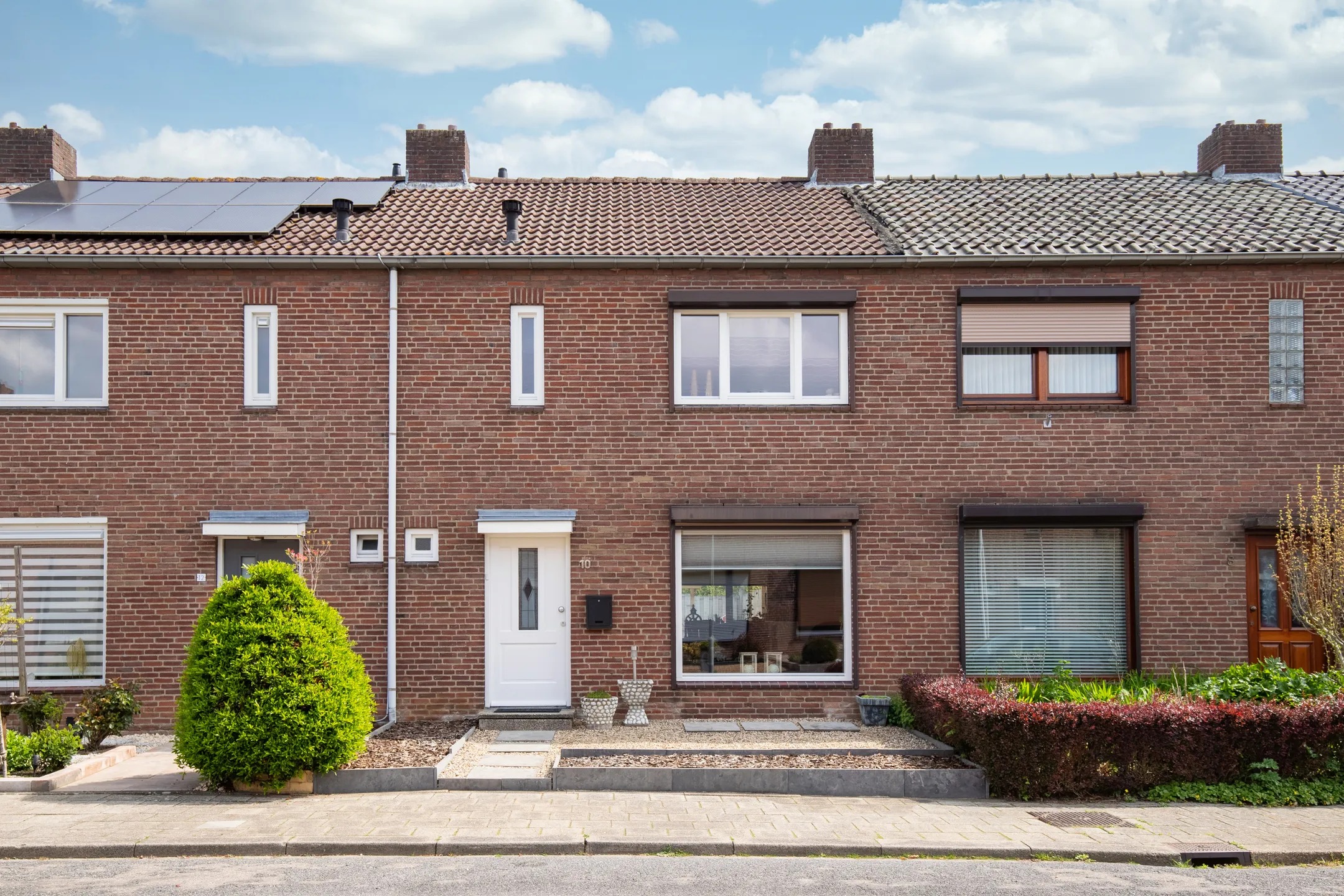 Tussenwoning Hendrik van Leyenstraat 10 in Born