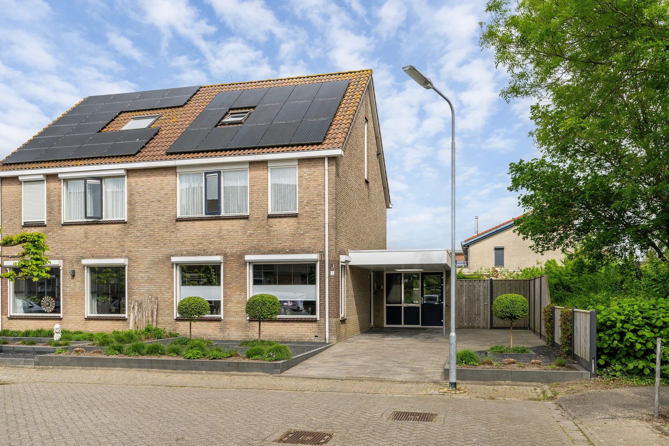 2-onder-1-kapwoning Esdoornhof 7 in Sint Philipsland
