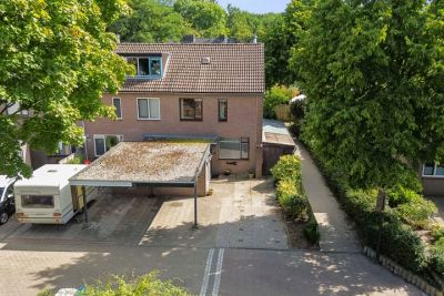 Eengezinswoning, hoekwoning Brugwachtershoeve 17 in Apeldoorn