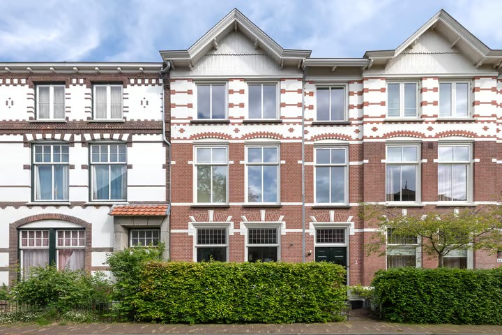 Tussenwoning Koninginneweg 47 in Haarlem