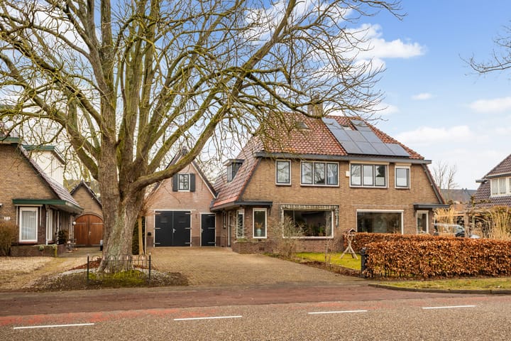 2-onder-1-kapwoning Stationsweg West 161 a in Woudenberg