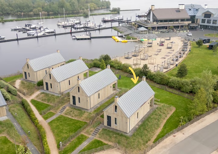 Villa, vrijstaande woning Oesterdam 35 Tholen