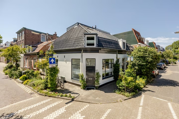 Tussenwoning Leidsestraat 106 in Haarlem