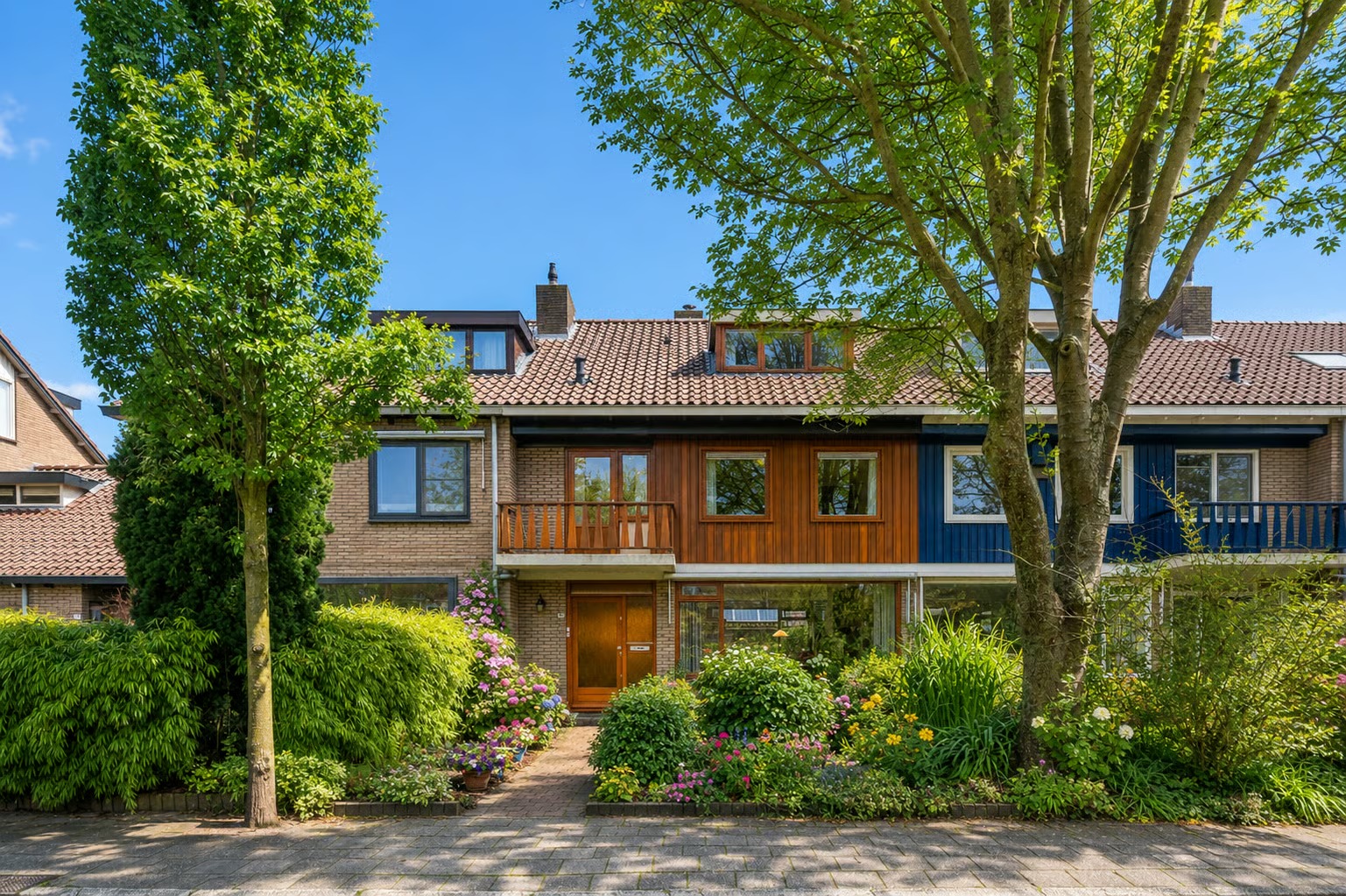 Tussenwoning Vincent van Goghsingel 40 Hillegom