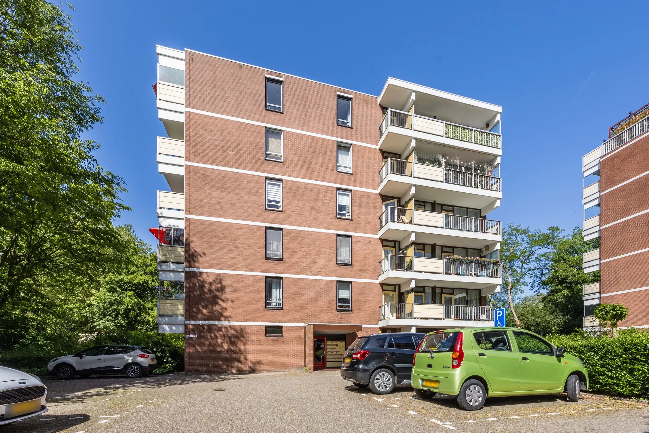 Benedenwoning Melis Stokezijde 162 in Den Haag