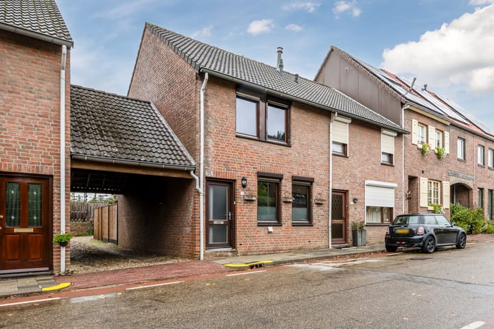 2-onder-1-kapwoning Houbeneindstraat 29 Munstergeleen