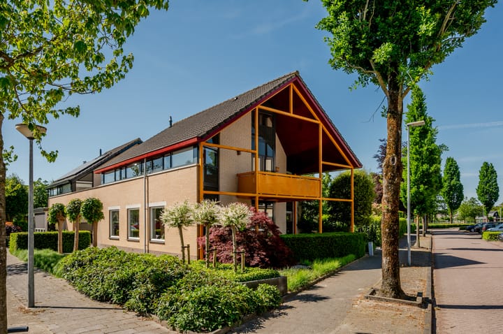 Eengezinswoning, geschakelde woning Kievit 2 in Elburg
