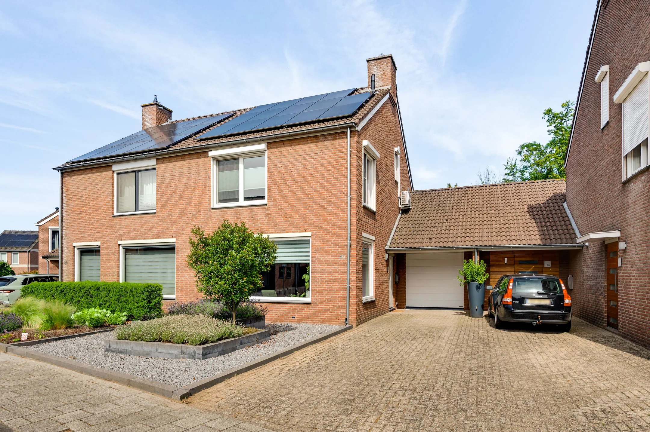 Geschakelde 2-onder-1-kapwoning Kapelaan Wijnensingel 40 in Beek