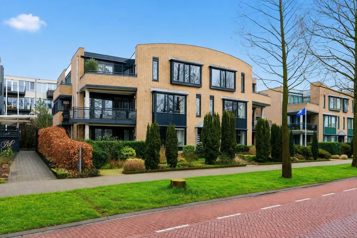 Portiekflat Marquettelaan 6 E in Heemskerk
