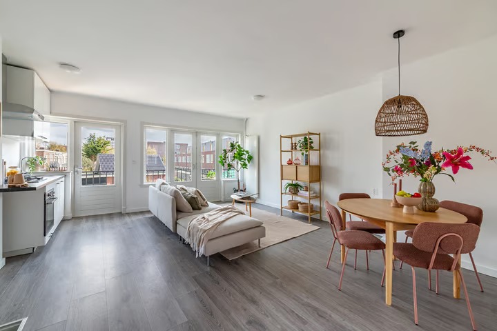 Bovenwoning Bakhuizen van den Brinkstraat 3 in Haarlem