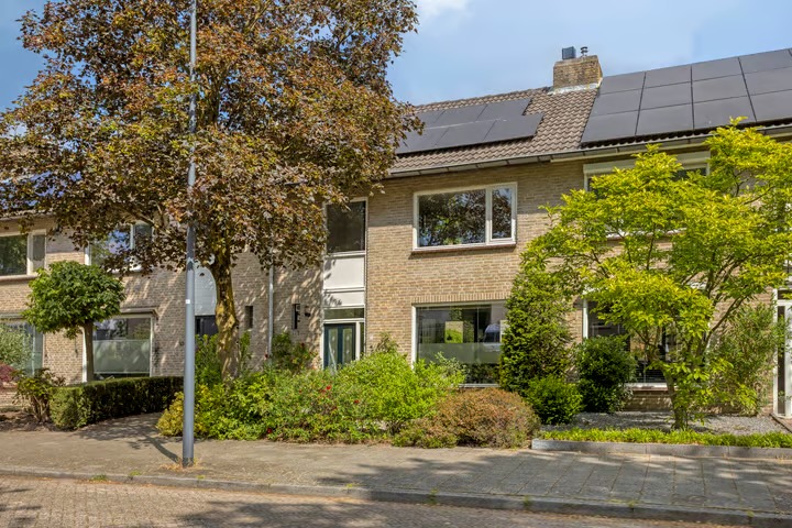 Tussenwoning Felix Timmermanslaan 12 in Rosmalen