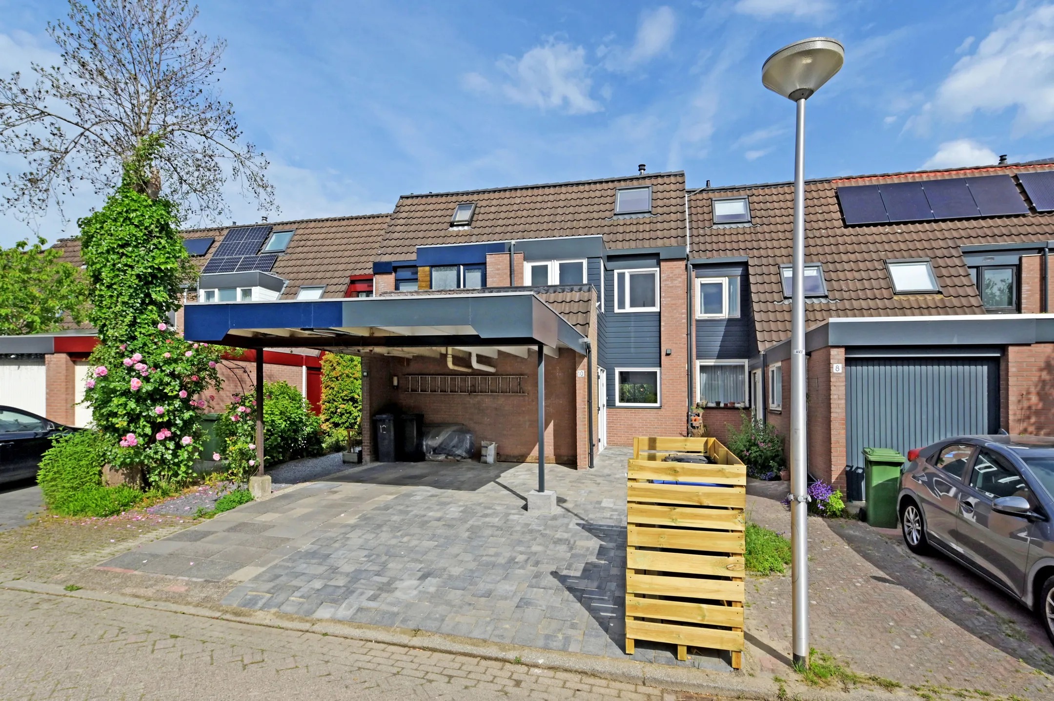 Tussenwoning Jan van Riebeecklaan 10 in Gouda