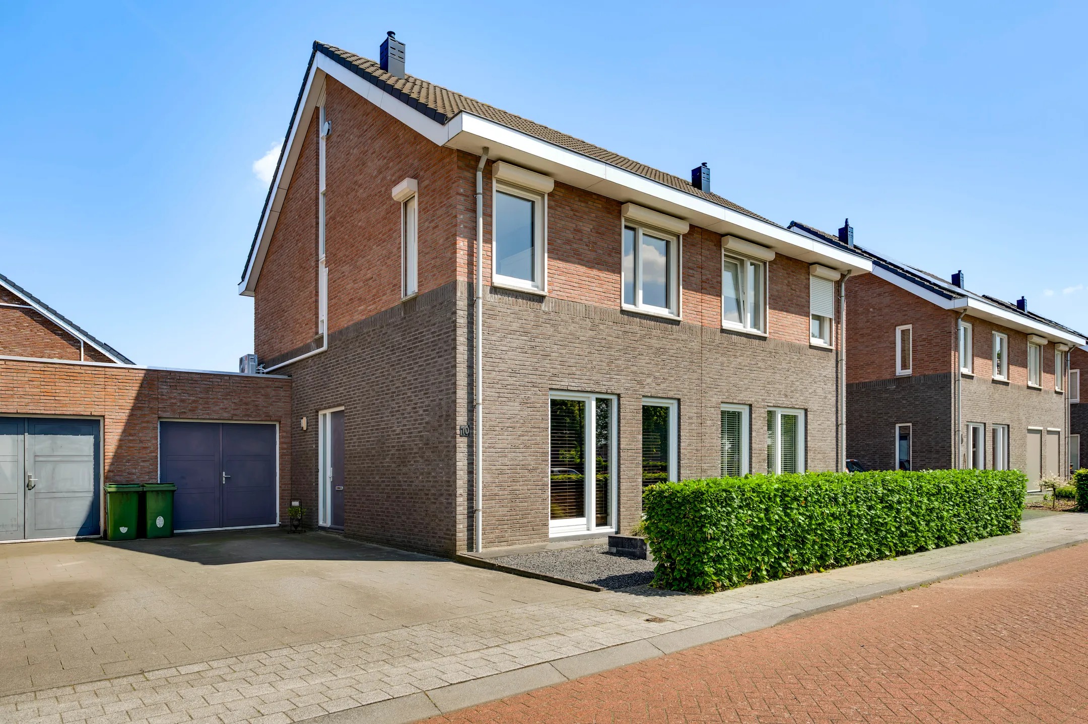 2-onder-1-kapwoning Heuvelweg 10 in Weert