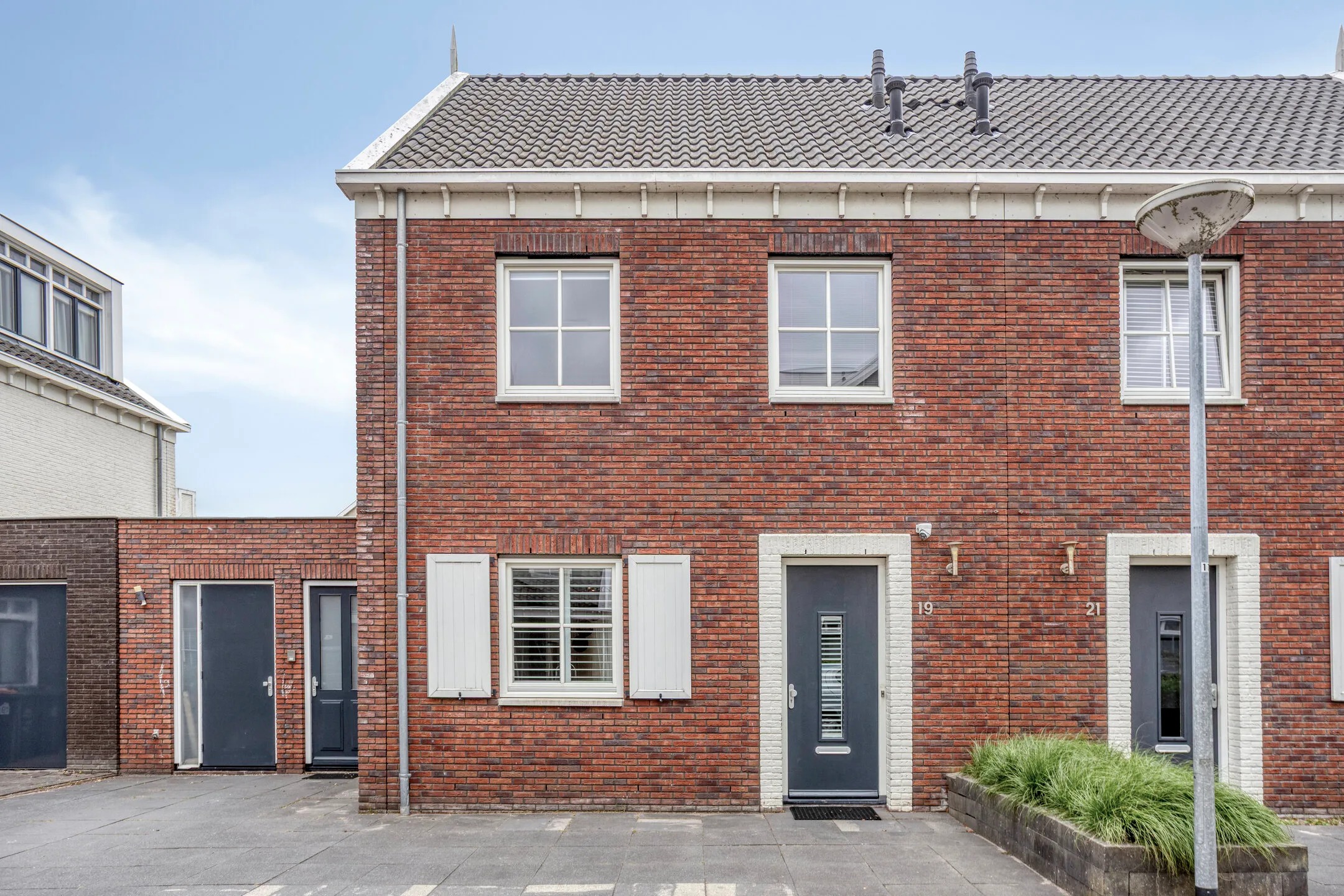 2-onder-1-kapwoning Apollolaan 19 in Oostzaan