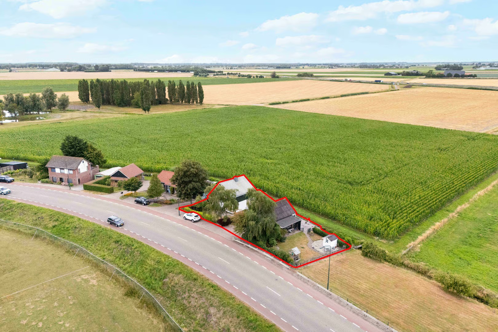 Vrijstaande woning (dijkwoning) Stougjesdijk 55 Westmaas