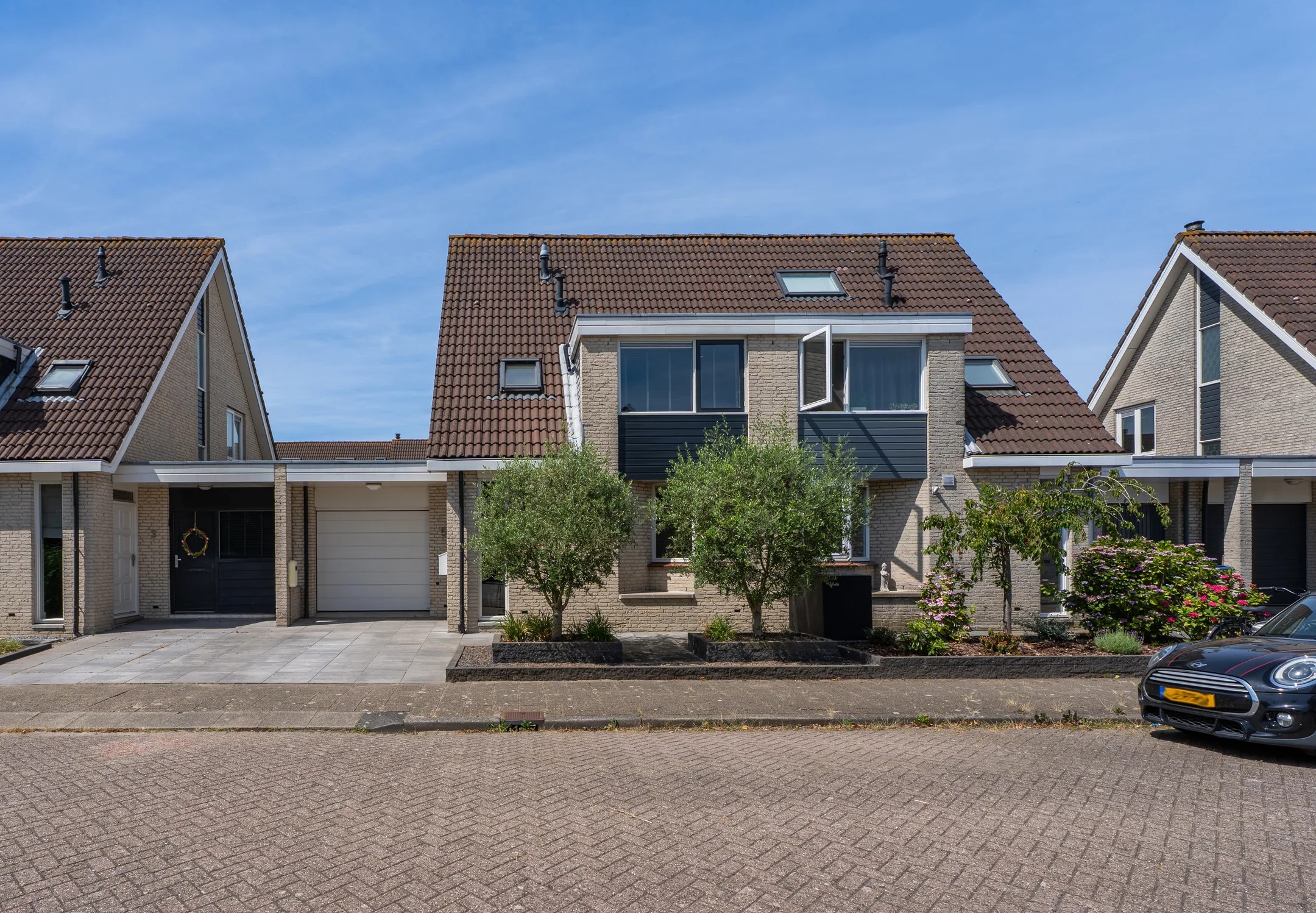 2-onder-1-kapwoning Nicolaas Verschoorstraat 5 in Hellevoetsluis