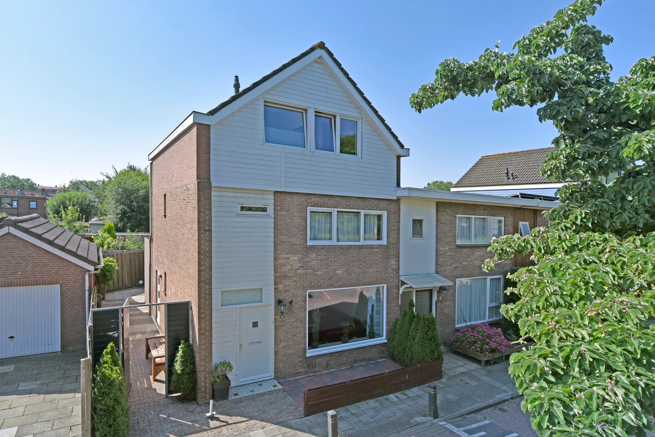 Hoekwoning Sperwerstraat 8 in Nieuwkoop