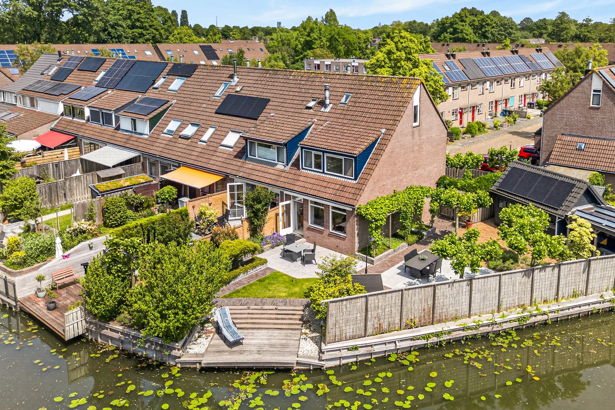 Hoekwoning Melkmeisjeslaan 16 in De Meern