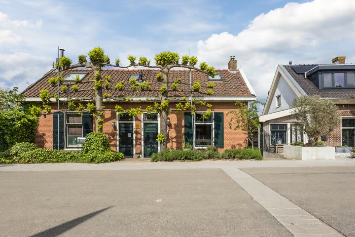 2-onder-1-kapwoning (dijkwoning) Oosteind 8 Papendrecht