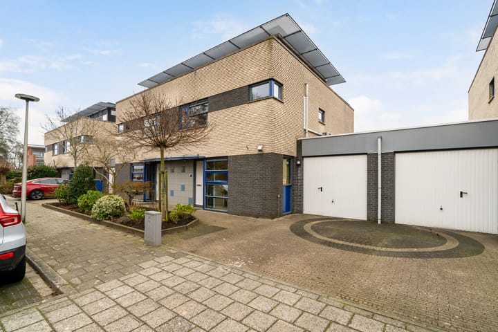 Geschakelde 2-onder-1-kapwoning Leekeerd 26 in Delfgauw