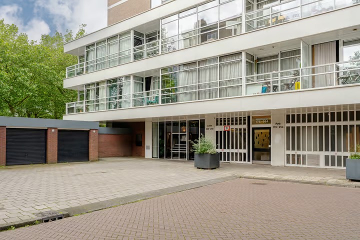 Portiekflat Maassluisstraat 256 L in Amsterdam