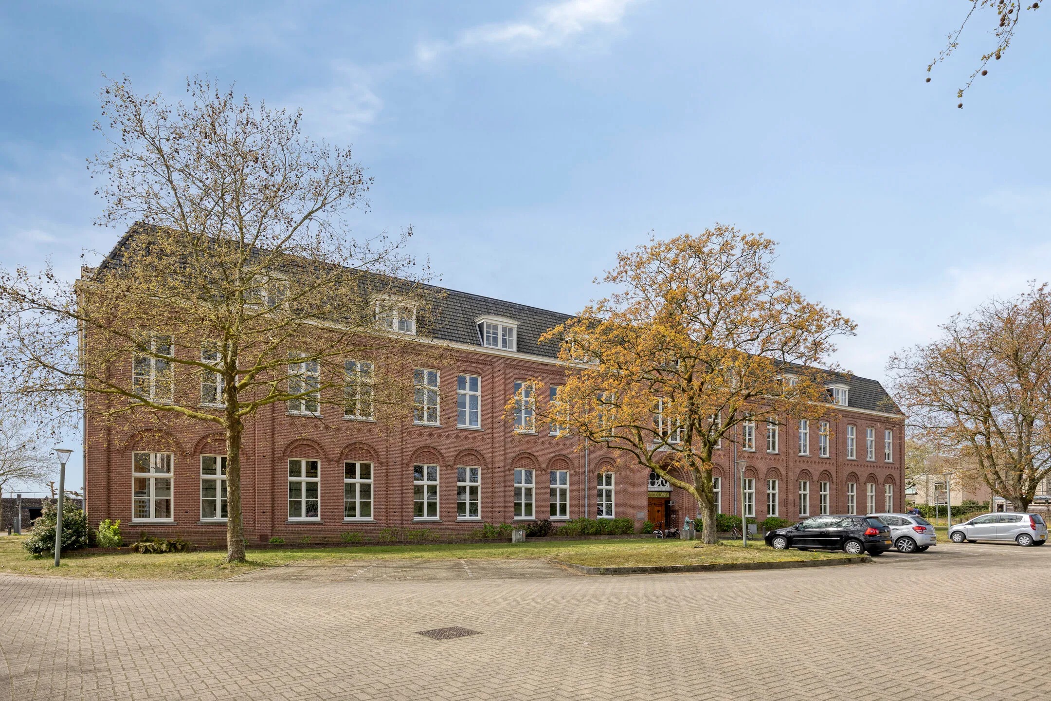 Galerijflat Maasstaete 1 in Mook