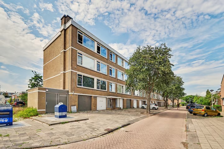 Portiekflat Dahliastraat 9 in Spijkenisse