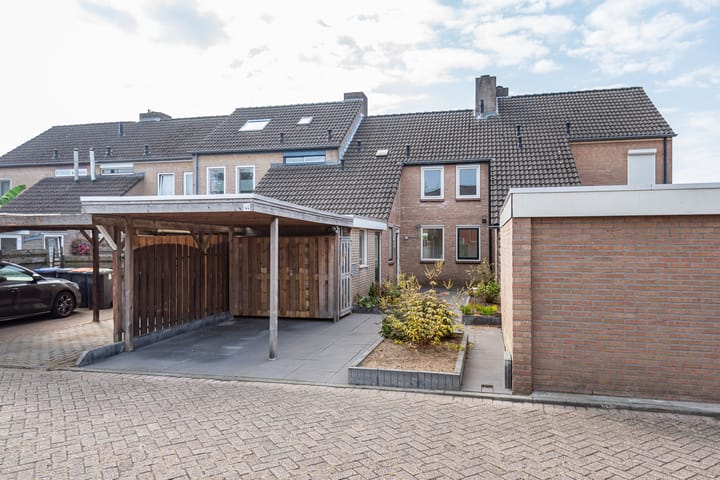 Eengezinswoning, tussenwoning Wezelhof 44 in Silvolde