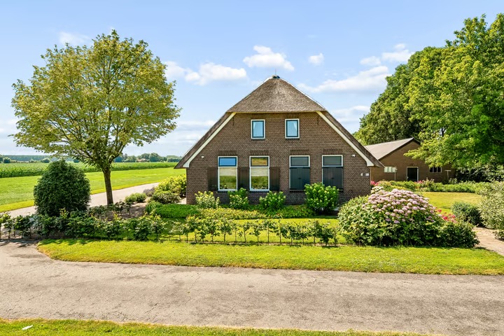 Vrijstaande woning (dijkwoning) Geldersedijk 97 in Hattem