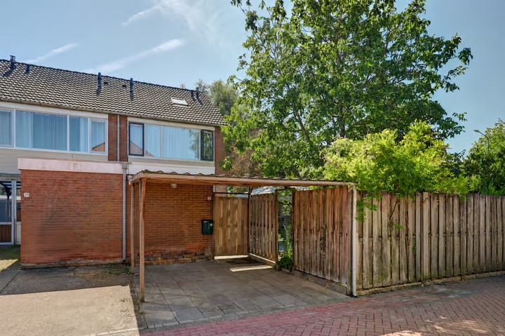 Hoekwoning Lemoen 31 in Veenendaal
