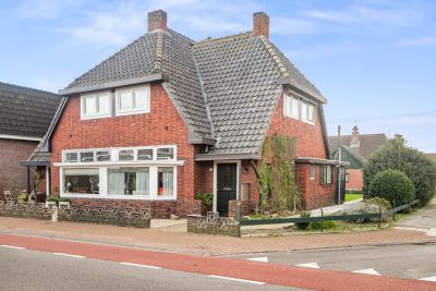 2-onder-1-kapwoning Zuiderzeestraatweg 121 in Oldebroek