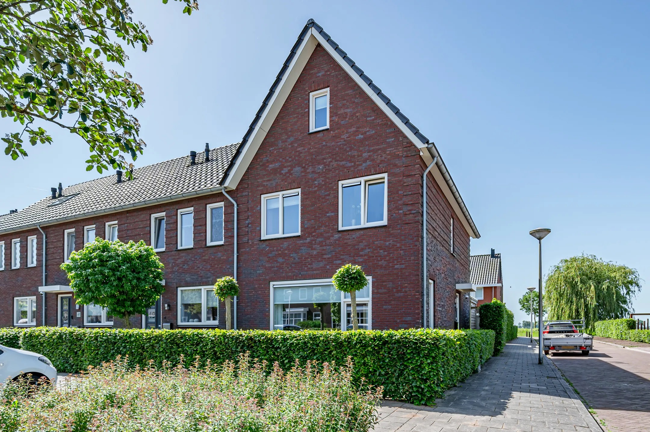 Hoekwoning Moerbeilaan 51 in Rouveen