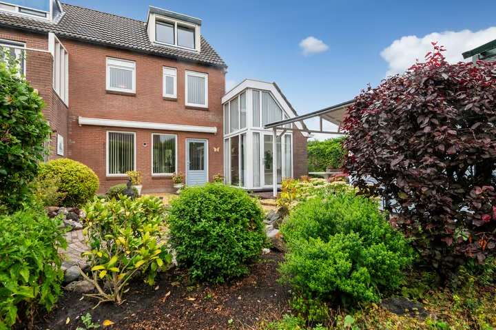 Hoekwoning Goudreinetlaan 11 in Blokker