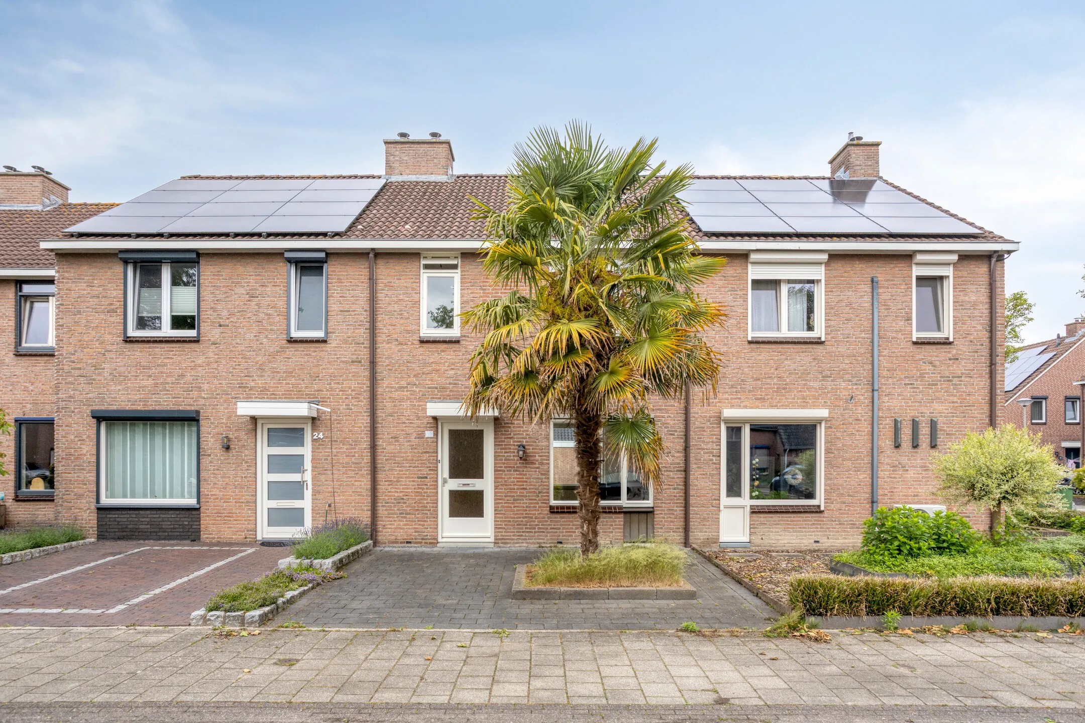 Tussenwoning Gen. Dempseystraat 22 in Panningen
