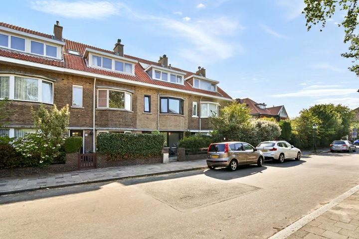 Tussenwoning Veurnsestraat 22 in Den Haag