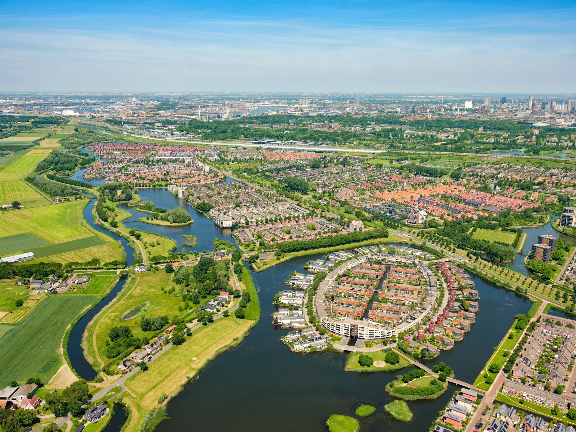 Hoekwoning Waddenring 231 in Barendrecht