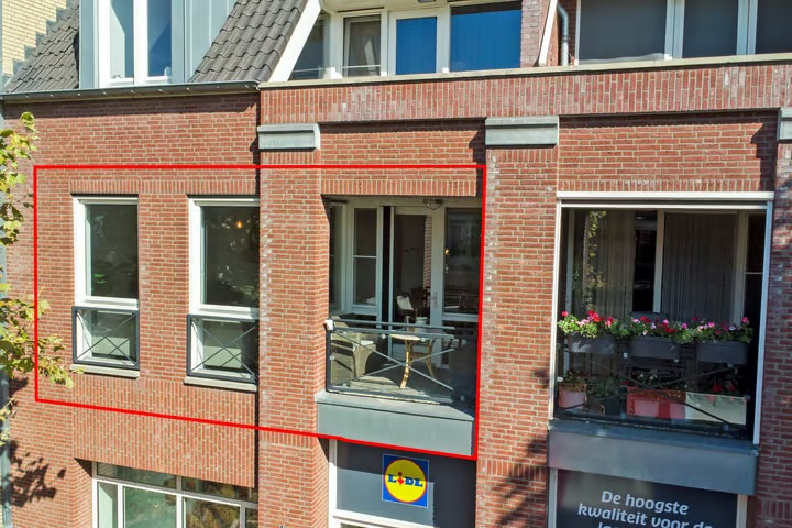 Bovenwoning Dorpstraat 17 b in Heythuysen