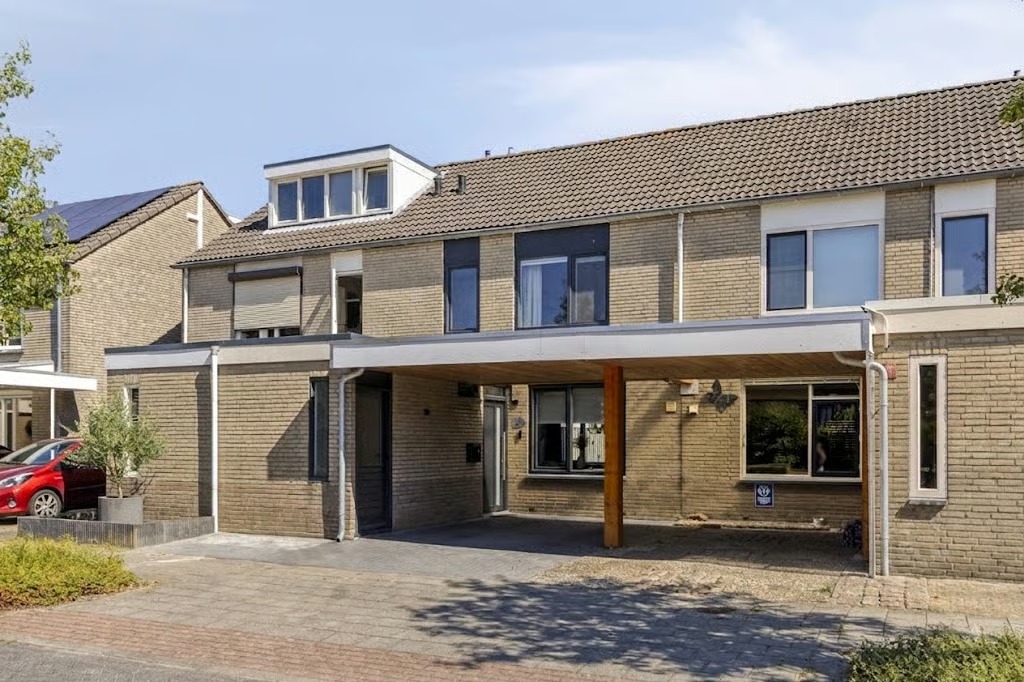 Tussenwoning Berk 15 in Best