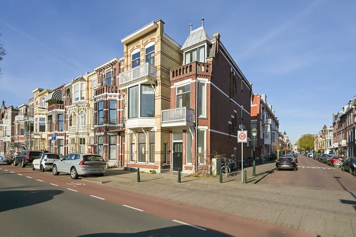 Benedenwoning Van Boetzelaerlaan 67 in Den Haag