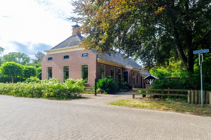 Vrijstaande woning Oostermoer 2 in Spijkerboor