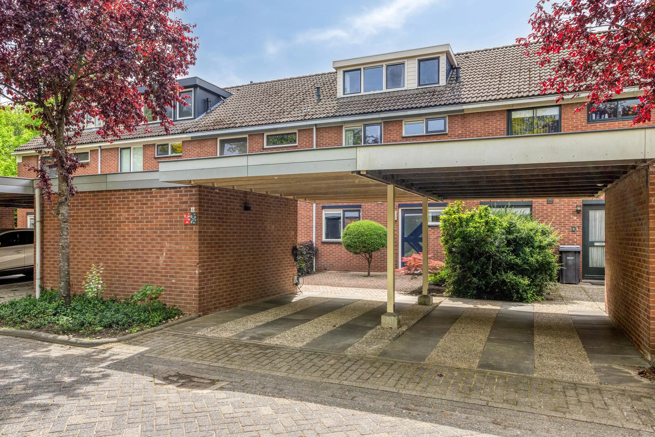 Tussenwoning Oranjepark 4 in Harmelen