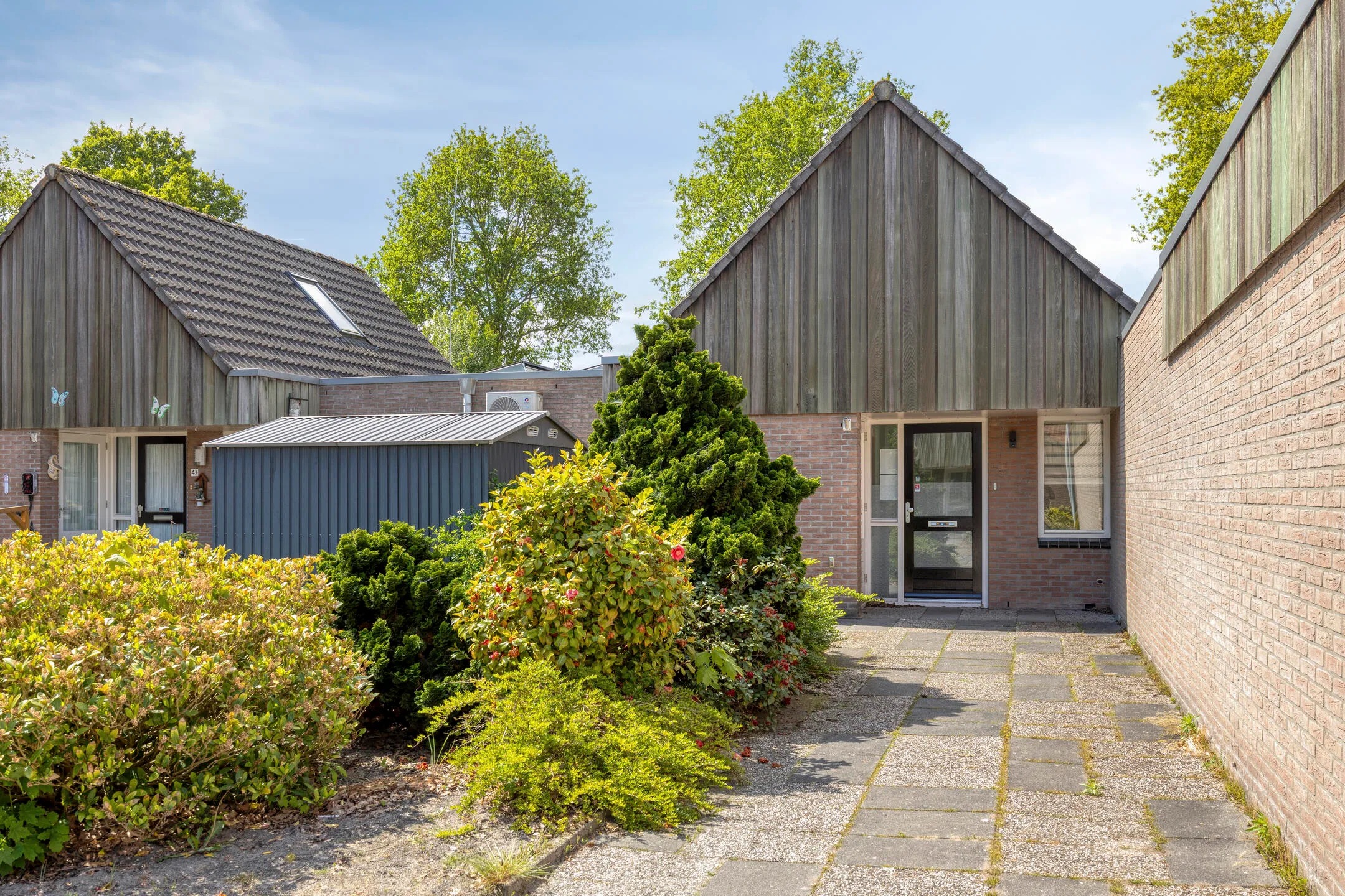 Verspringend (semi-bungalow) Eidereend 46 in Emmen