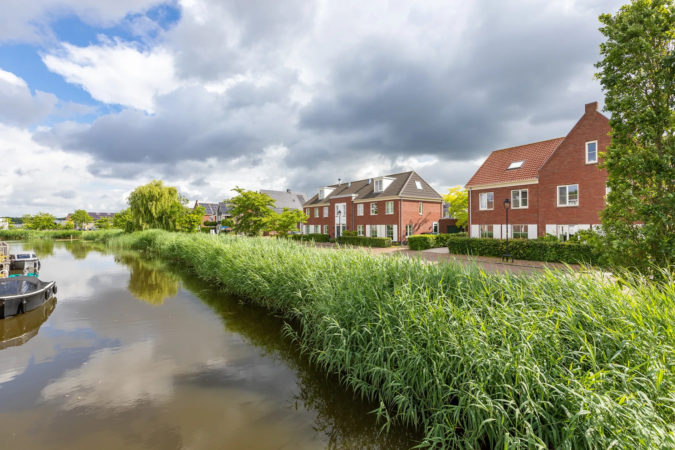 Tussenwoning Wilhelm Röntgenstraat 8 in Almere