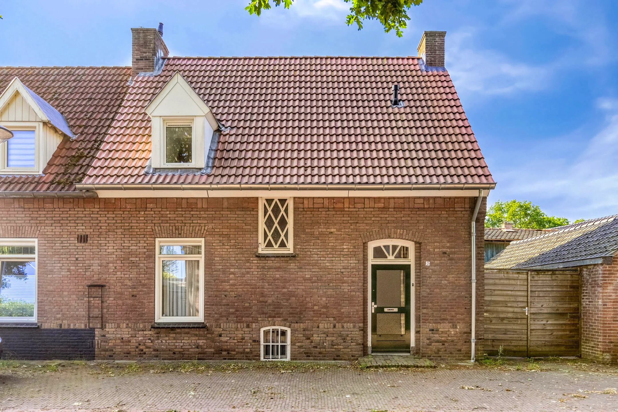 2-onder-1-kapwoning 2e Sint Jozefstraat 3 in Asten