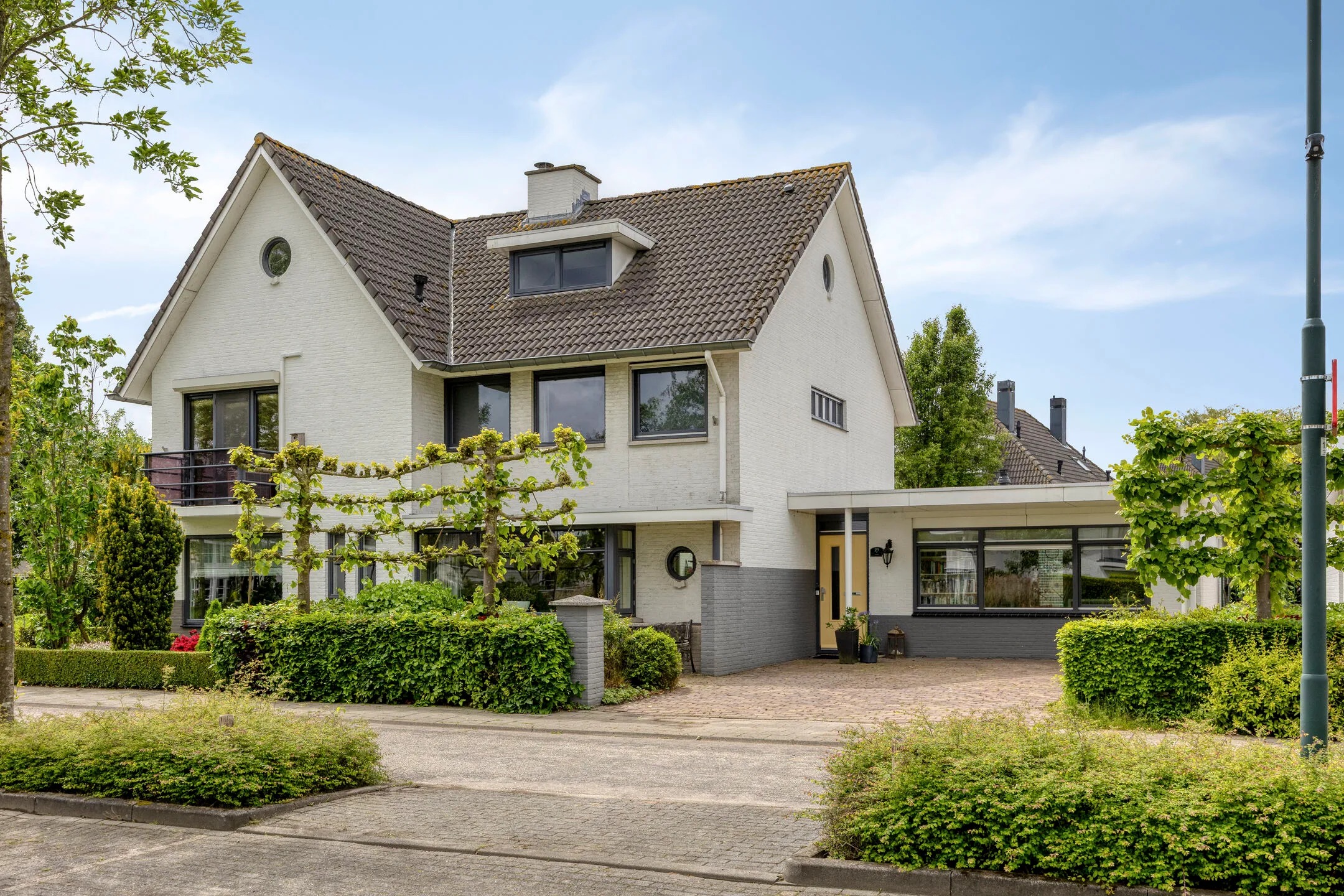 2-onder-1-kapwoning Waterleliesingel 29 in Helmond