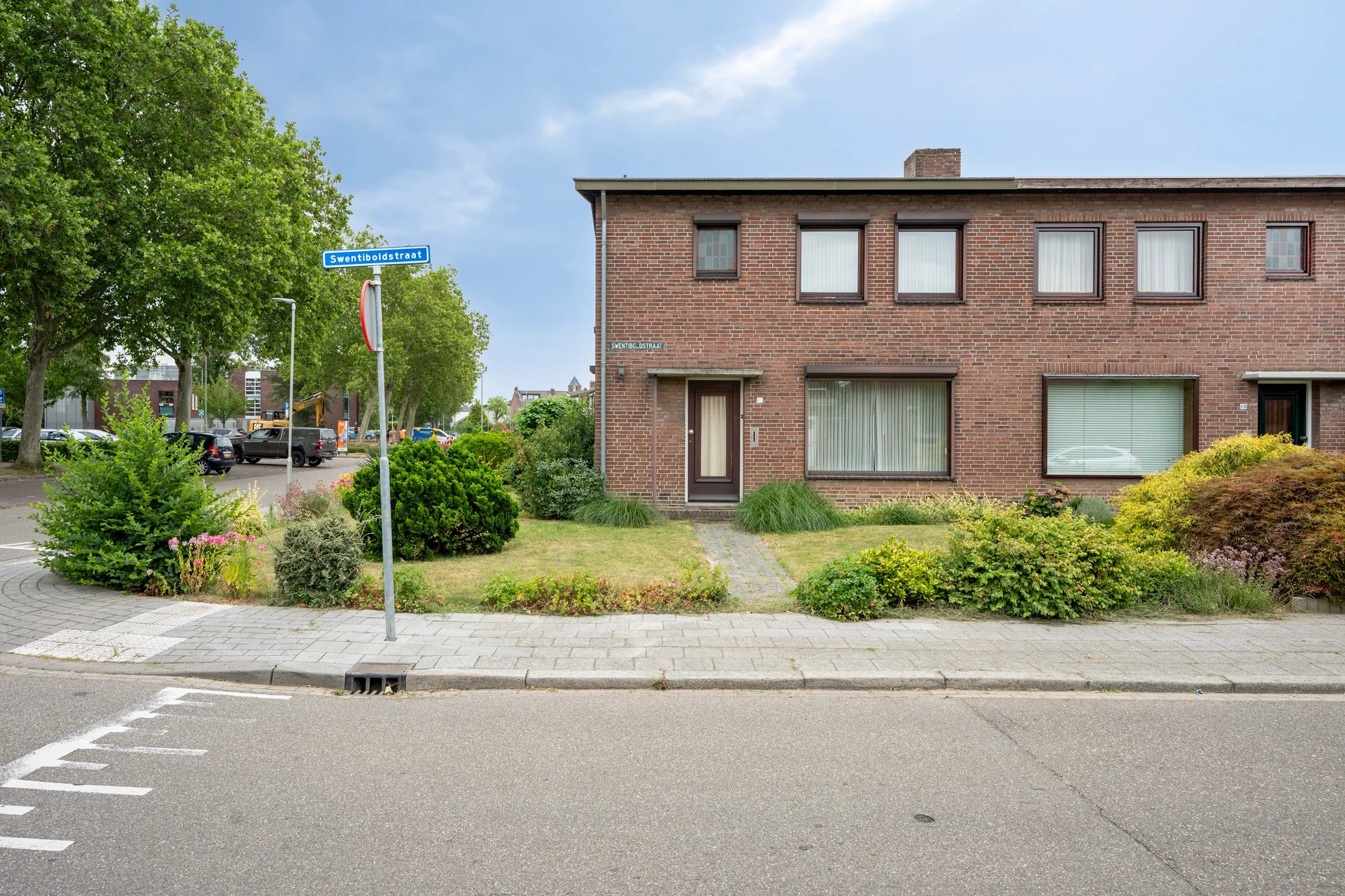 2-onder-1-kapwoning Swentiboldstraat 17 in Susteren